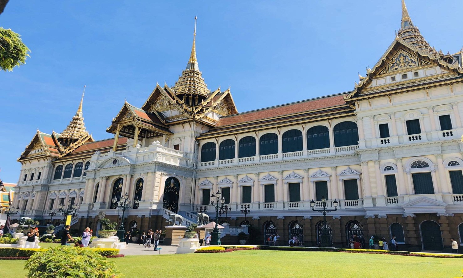 GrandPalace27